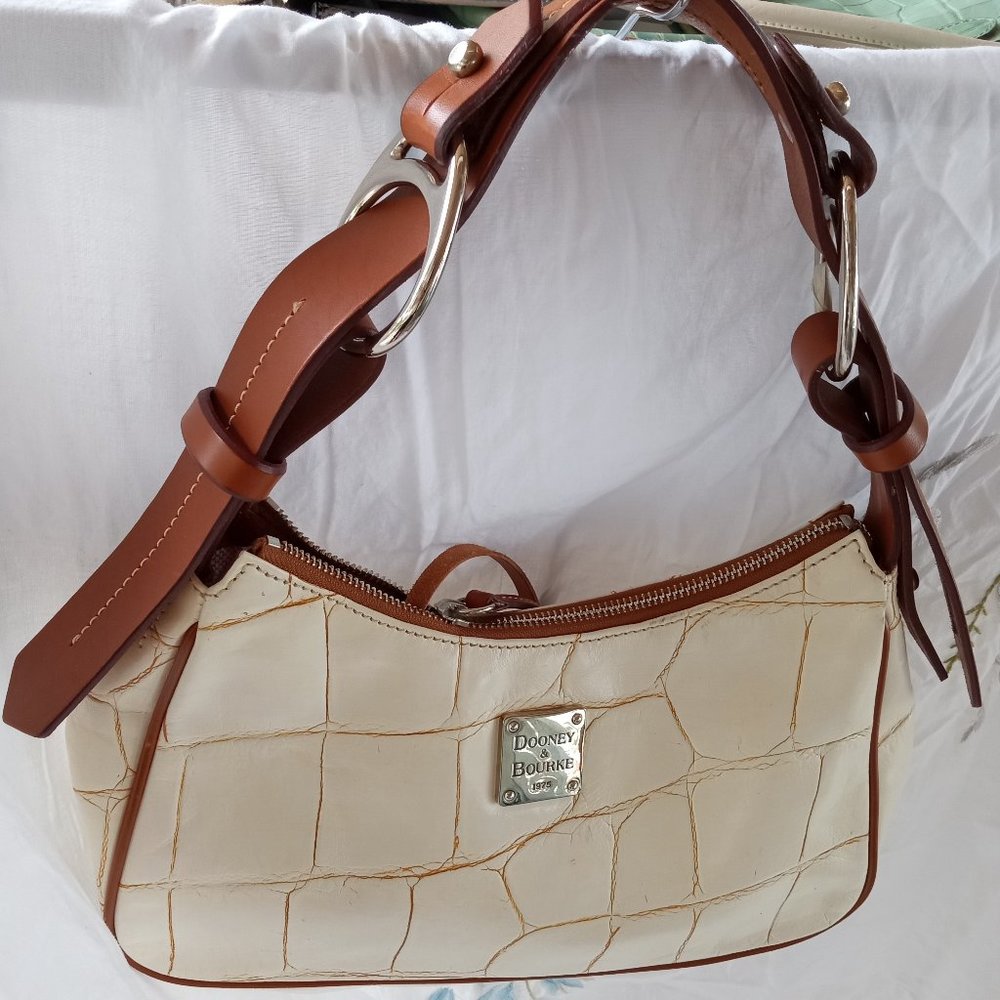 DOONEY & BOURKE  Embossed leather